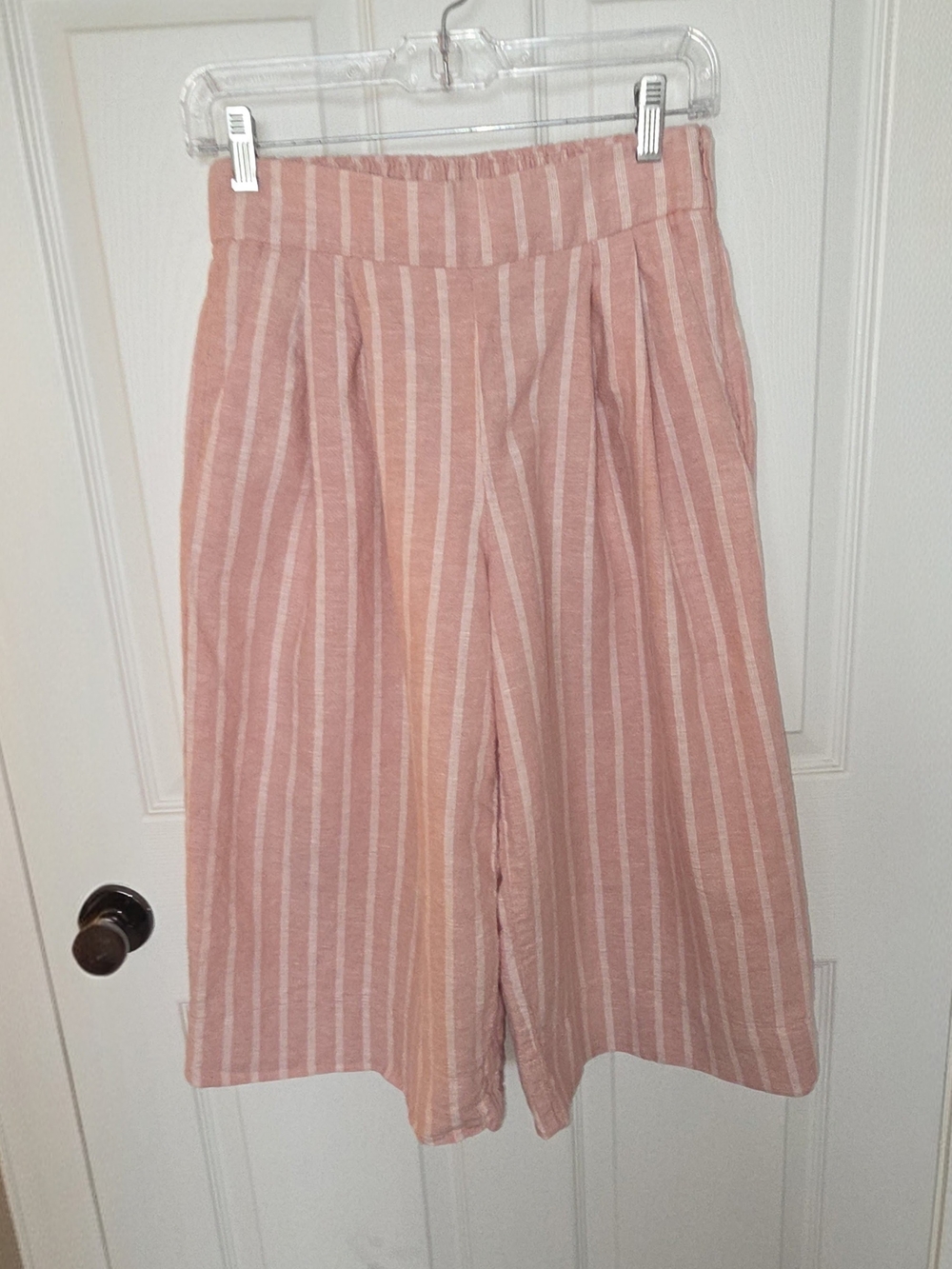 GAP Pink and White Striped Linen Coulotte, 2P